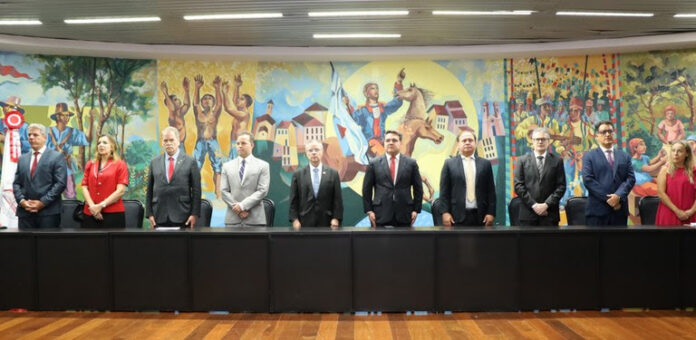 A AGU firmou acordo que garantirá o reassentamento de 2 mil famílias impactadas pelas obras da BR-381 Norte e dará continuidade às obras de duplicação da rodovia, com permuta de terrenos e eficiência administrativa
