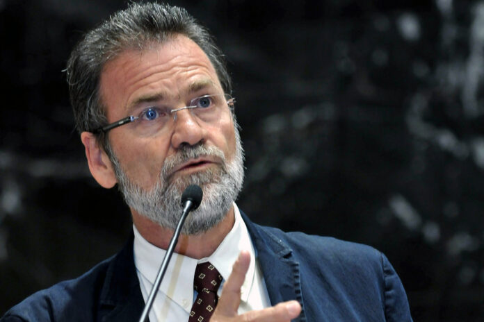 A sonegação da Compensação Financeira pela Exploração Mineral (CFEM) em Minas Gerais chega a R$7 bilhões, com a Vale sendo a maior devedora. A situação afeta diretamente municípios como Itabira, que tem R$1,7 bilhões sonegados