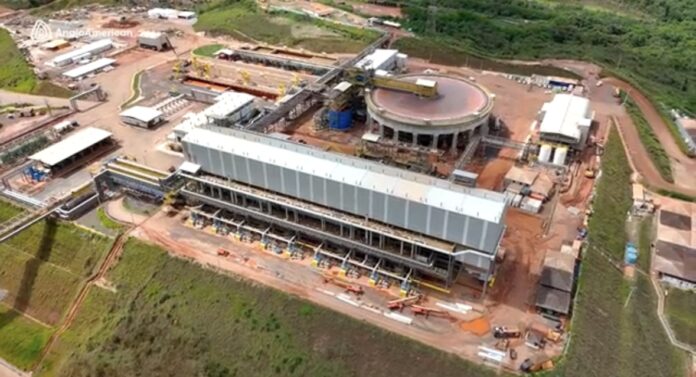 Com quase dois meses e meio de antecedência, a Anglo American produziu a primeira polpa de rejeito filtrado no projeto de filtragem.