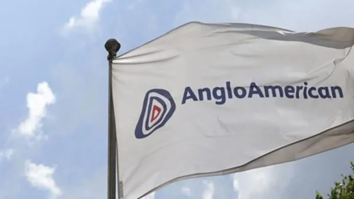 Anglo American retira resolução sobre incentivos executivos após feedback de acionistas, mas mantém avanço da fusão com a Teck Resources, com foco na aprovação da Resolução 1