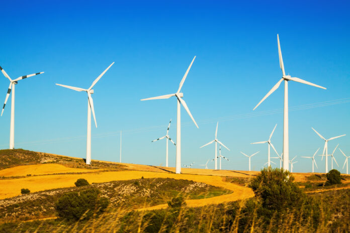 Cade aprova acordo entre EDF e Vale para a aquisição de até 95% de 11 usinas eólicas no Complexo Jacobina, na Bahia, marcando uma movimentação estratégica no setor de energia renovável