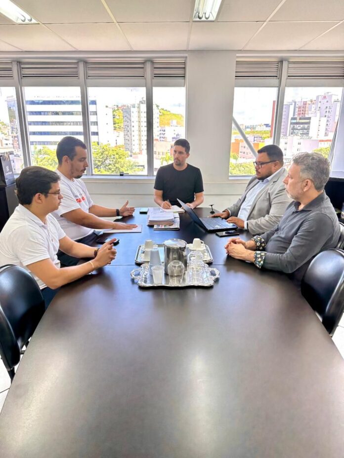 Ipatinga recebe a primeira visita de monitoramento dos recursos destinados à saúde no município, no âmbito do Novo Acordo do Rio Doce. A ação visa garantir a aplicação transparente e responsável dos investimentos em saúde