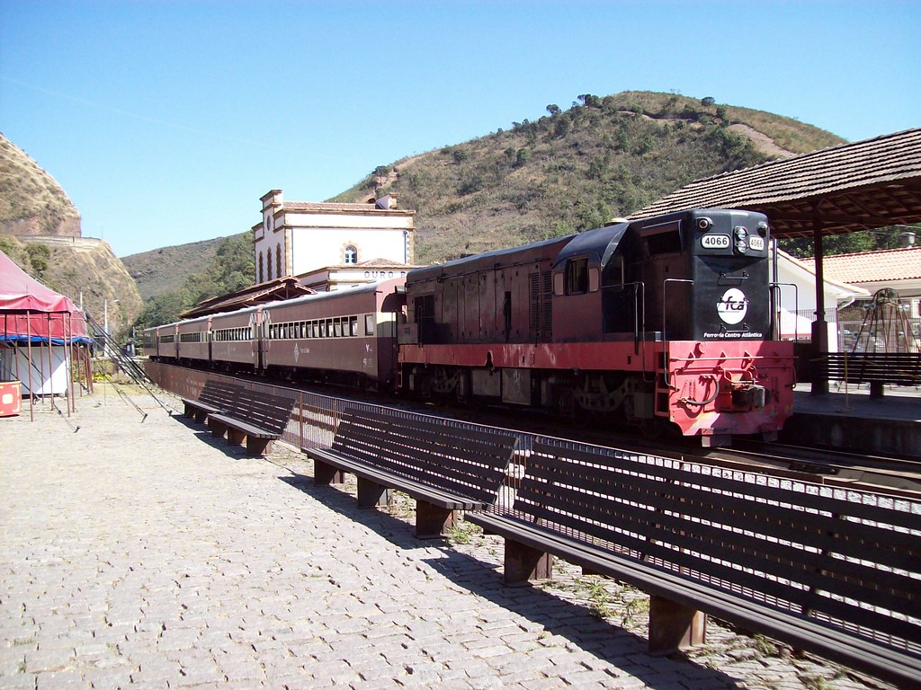 Estação Ferroviária de Ouro Preto Vale inicia a restauração da Estação Ferroviária de Ouro Preto para o retorno do trem turístico entre Ouro Preto e Mariana. Saiba mais sobre o projeto e o impacto histórico da estação