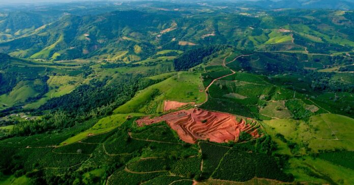 IMG_8496 Cabo Verde planeja investir US$ 10 milhões nos próximos dois anos, avança nas sondagens de novos alvos de terras-raras no Sul de Minas e negocia a entrada de investidores internacionais para viabilizar um projeto estimado em até US$ 360 milhões.