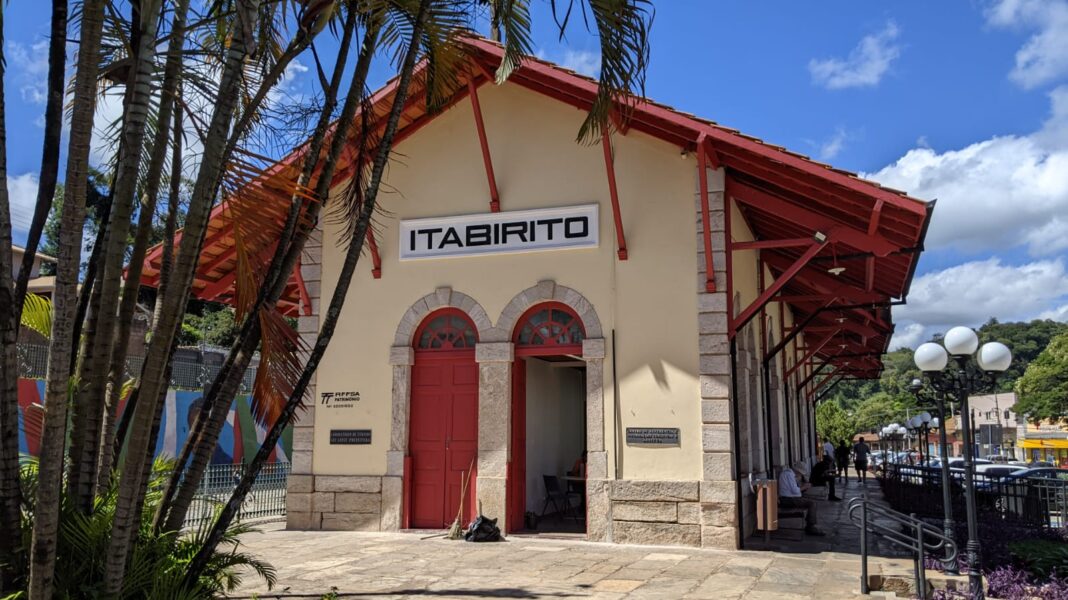 itabirito Itabirito (MG) encerra 2025 com uma queda de 20% na arrecadação da CFEM, refletindo a retração no setor mineral. Saiba mais sobre os desafios enfrentados pela cidade.