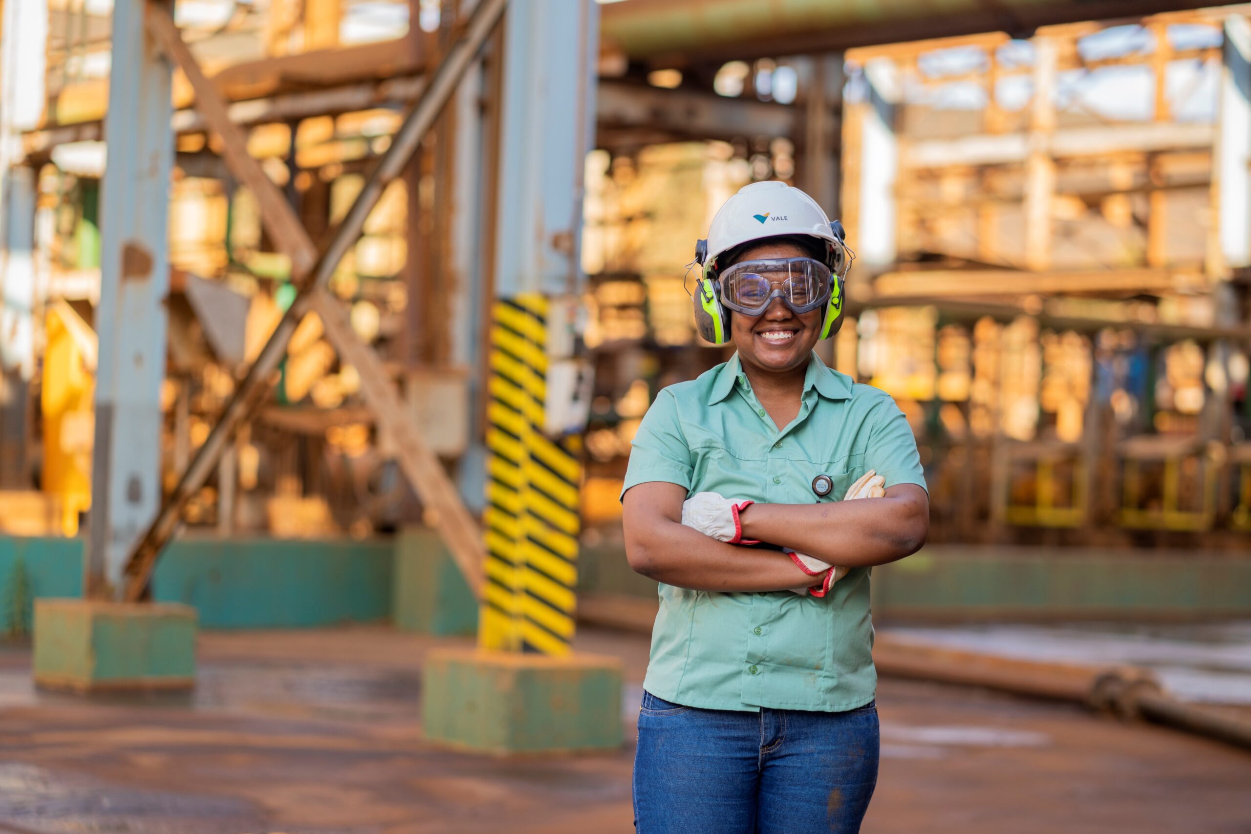 Vale abre 2.000 vagas para o Programa Jovem Aprendiz 2026 em Minas Gerais, oferecendo capacitação técnica em mineração e manutenção industrial. Inscrições até 15 de fevereiro de 2026