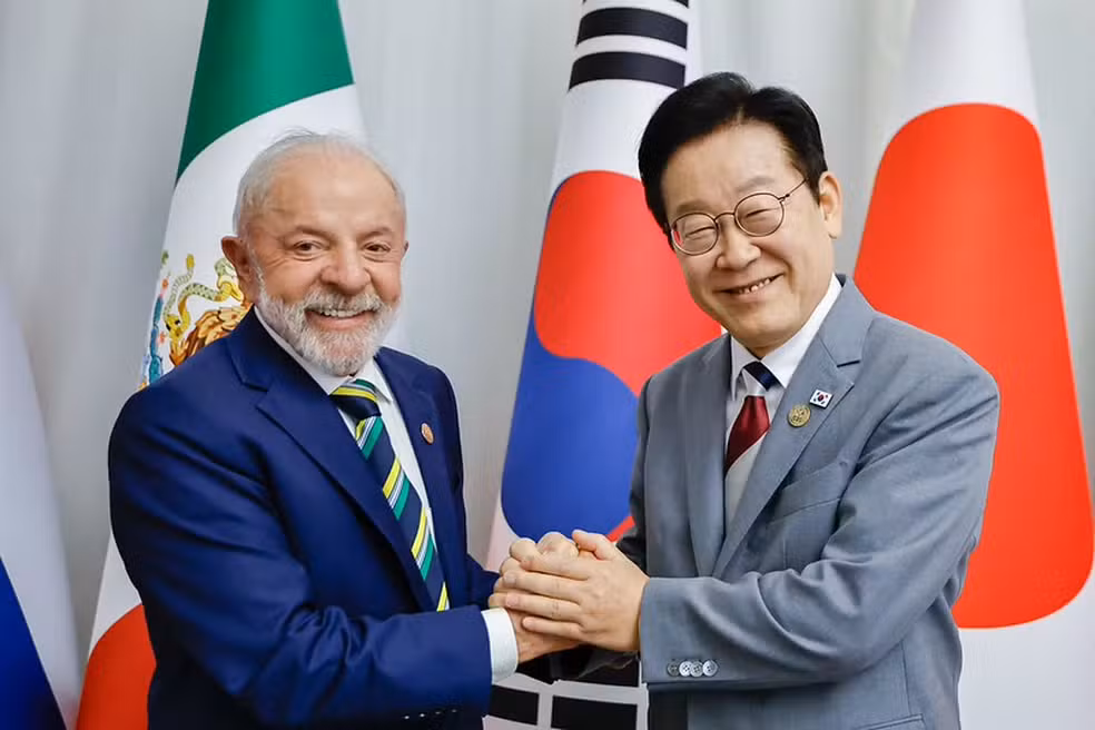 Brasil e Coreia do Sul assinam acordos sobre minerais críticos e estreitam cooperação econômica. Descubra como essa parceria pode impulsionar a indústria global de tecnologia e energia renovável.