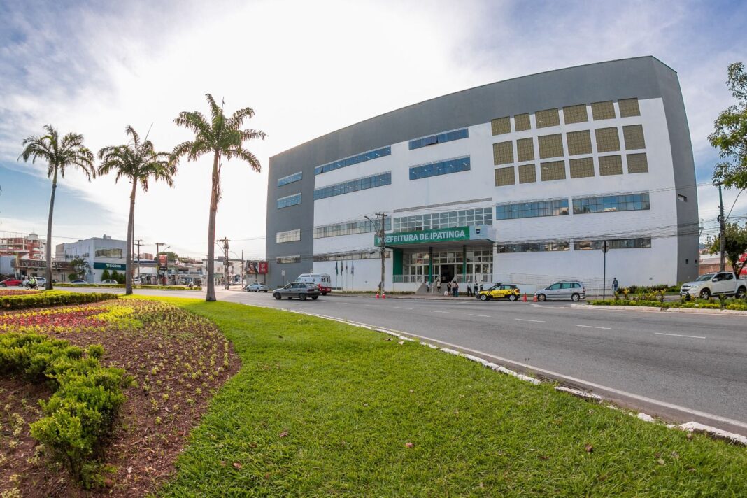 PMI1 Prefeitura de Ipatinga abre processo seletivo com 11 vagas para médicos, salário de R$ 6.956,98 e inscrições gratuitas até 16 de março
