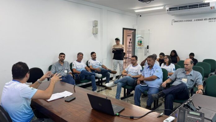 Reuniao dae e arcelor Reunião em João Monlevade discute falta de água no bairro Santa Cruz e anuncia obras para melhorar o abastecimento.