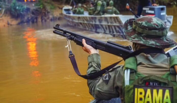 Americano acusado de mineração ilegal firma acordo com o MPF, doa R$ 10 mil em equipamentos ao Ibama no Amazonas e evita ação penal após confissão dos crimes.