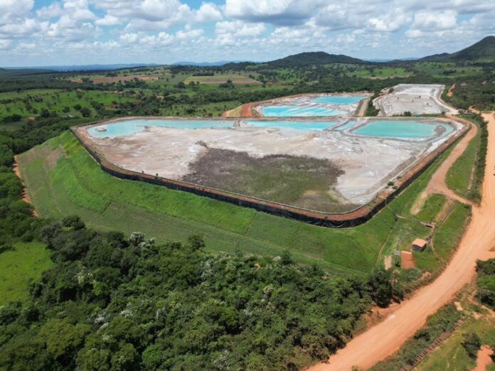 Relatório da ANM aponta redução de 18% nas barragens de mineração em alerta ou emergência no Brasil e reforça avanço da fiscalização e da segurança das estruturas