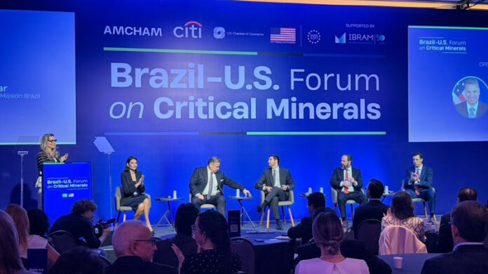 unnamed (30) Setor de rochas naturais, que movimenta R$ 15 bilhões, ganha destaque em fórum Brasil-EUA sobre minerais críticos e reforça liderança do Brasil no fornecimento aos americanos