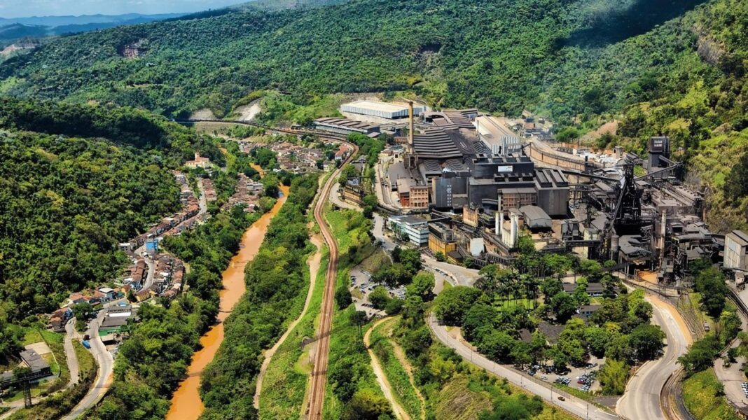 ArcelorMittal Monlevade e Sindmon-Metal realizam reunião nesta terça-feira às 9h para discutir a tabela de revezamento dos trabalhadores