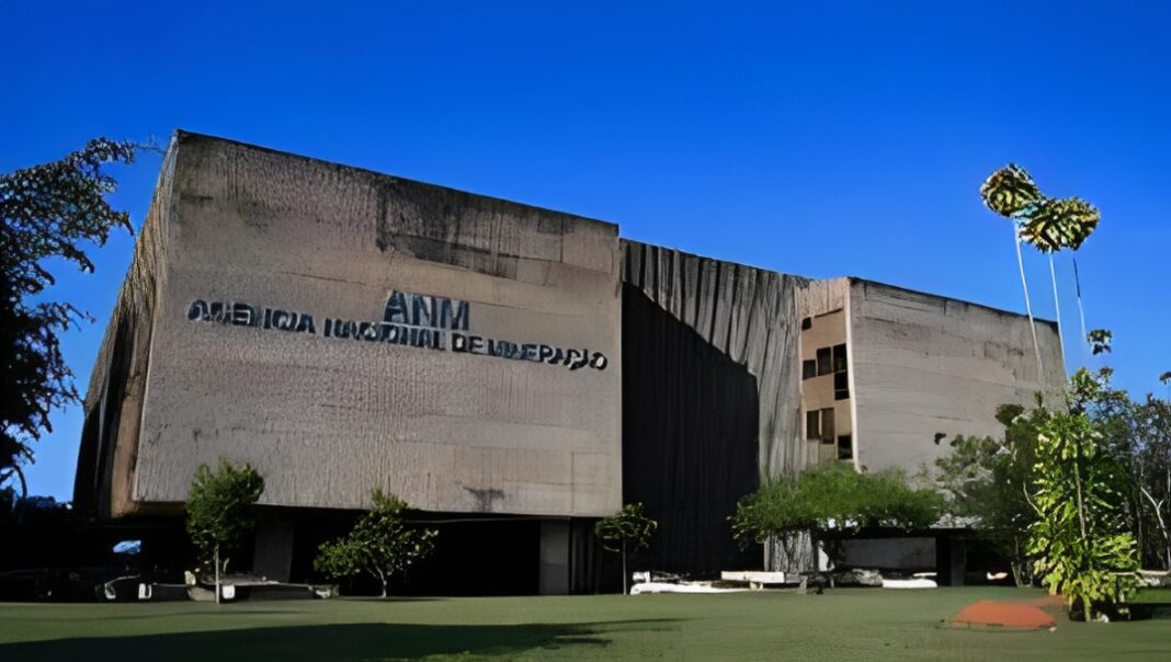 O CNDH recomendou a contratação de 220 novos servidores para a ANM e a convocação de aprovados em concurso, reforçando a fiscalização da mineração ilegal e a atuação da Agência Nacional de Mineração