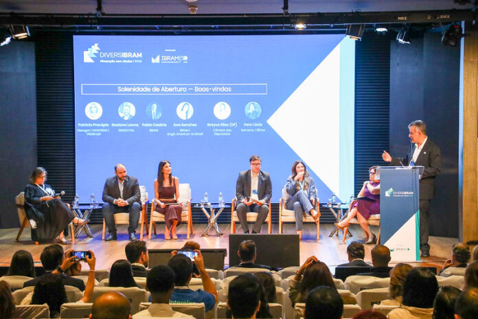 Diversibram 2026 reforça diversidade na mineração como estratégia e reúne lideranças em Belo Horizonte para discutir inclusão e futuro do setor.