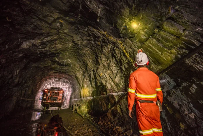 Jaguar Mining amplia em 49% as reservas da mina Pilar, em Minas Gerais, alcançando 286 mil onças de ouro e reforçando estratégia de crescimento.