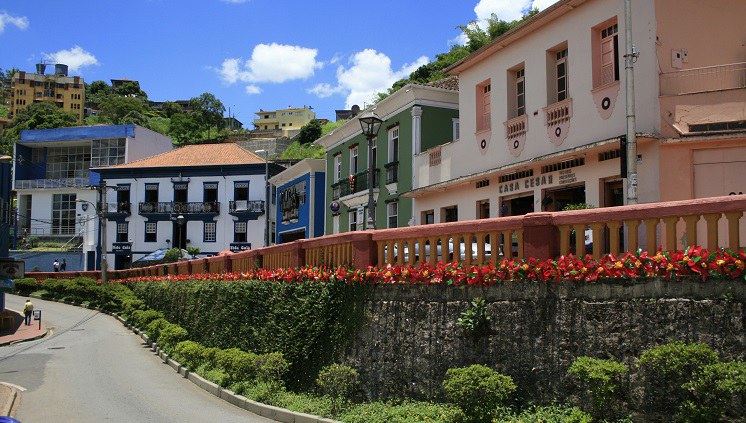 Itabira foi escolhida para receber o programa Guia Minas e terá curso técnico gratuito de Guia de Turismo com 800 horas de formação profissional e inscrições abertas em maio.