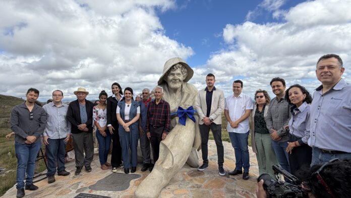Monumento histórico do Juquinha, em Santana do Riacho, passou por obras de restauração conduzidas pela artista Virginia Ferreira e recebeu melhorias estruturais, como monitoramento eletrônico 24 horas