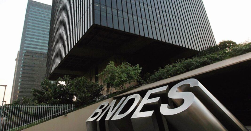 bndes BNDES prevê até R$ 50 bilhões em investimentos para mineração estratégica e amplia atuação em setores como inteligência artificial, fertilizantes e tecnologia