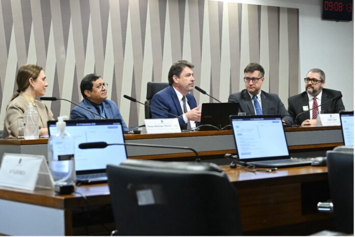 Senado debate projetos sobre minerais críticos e representantes do setor defendem agilidade regulatória, segurança jurídica e incentivos para ampliar investimentos na mineração brasileira