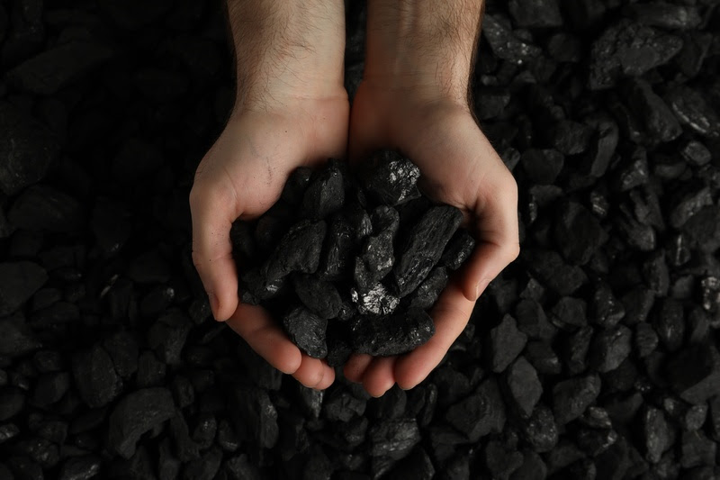 O ferro verde ganha espaço na indústria global de baixo carbono, enquanto o Brasil aparece entre os países mais preparados para liderar a produção sustentável de aço e minério.