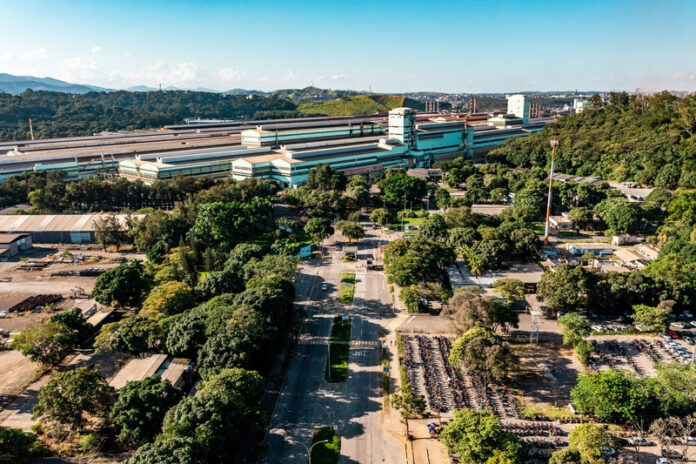unnamed (16) A Usiminas manteve presença no ISE B3 pelo quarto ano consecutivo, subiu 8 posições no ranking ESG e segue como única siderúrgica do índice em 2025.