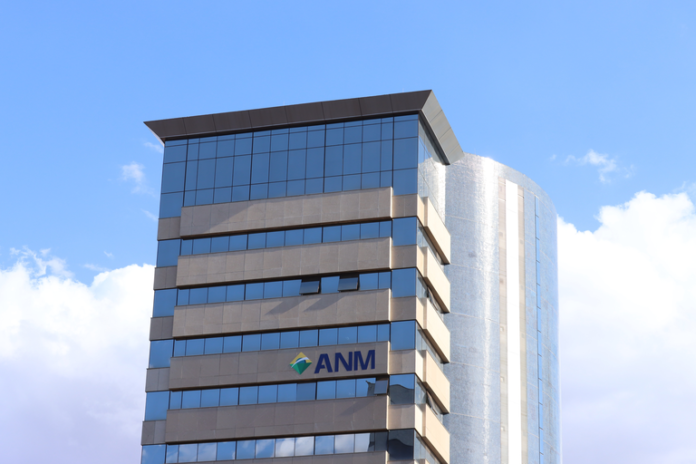 71f3cfbe-6f47-4007-866e-2ec218888f96 A ANM informou que não participou da operação da Polícia Federal, acompanha as investigações e reafirma o cumprimento das decisões judiciais relacionadas à Serra do Curral e seu compromisso com a transparência