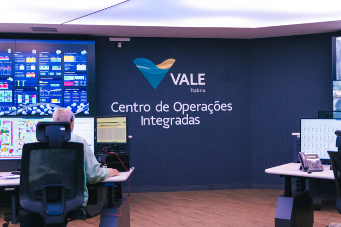 CA_10856 Vale inaugura em Itabira uma usina equipada com Inteligência Artificial, automação avançada e monitoramento digital, aumentando a produtividade, reduzindo riscos operacionais e ampliando a sustentabilidade da mineração.