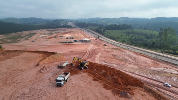 Novo Ponto de Parada e Descanso será construído às margens da BR-381, em Bom Jesus do Amparo, com capacidade para receber mais de 120 veículos por dia e estrutura voltada à segurança e ao bem-estar dos caminhoneiros