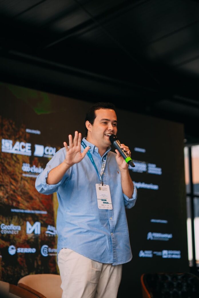 Prefeito Otacilinho revela com exclusividade plano de R$ 700 milhões para obras, habitação, saneamento, saúde e educação em Conceição do Mato Dentro, município líder em arrecadação de CFEM em Minas Gerais