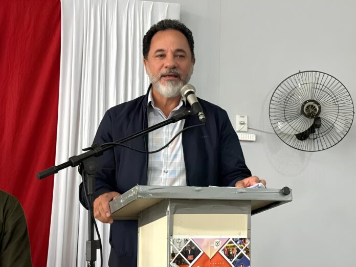 Prefeito de Itabira defende diversificação econômica para reduzir a dependência da mineração e alerta para os impactos da escassez hídrica no desenvolvimento futuro do município