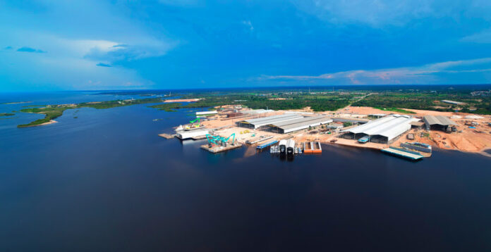 A Usiminas fornecerá 16 mil toneladas de aço para o Novo Porto da Manaus Moderna, reforçando sua atuação em projetos de infraestrutura que impulsionam a logística e o desenvolvimento da Região Norte