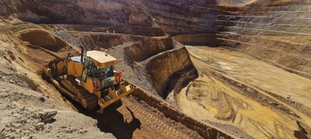 Apesar da queda nas exportações em relação ao trimestre anterior, estado lidera arrecadação da CFEM, amplia geração de empregos e mantém protagonismo na indústria mineral brasileira