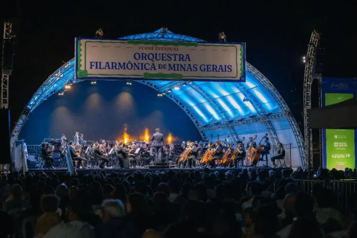 Apresentação gratuita será realizada na Praça Tiradentes, às 20h, com repertório de clássicos da música de concerto e interpretação em Libras
