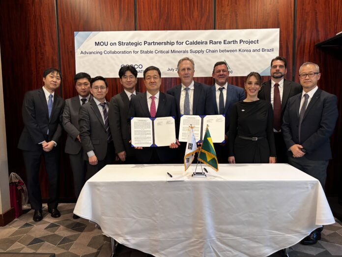 O Projeto Caldeira firmou parceria com a sul-coreana POSCO para comercializar até 30% da produção de terras raras por sete anos, fortalecendo a posição do Brasil no mercado global de minerais críticos