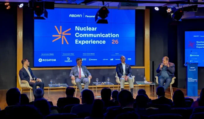 Brasil e Rússia devem assinar em setembro acordo para ampliar cooperação nuclear, enquanto setor brasileiro reúne cerca de 100 mil trabalhadores