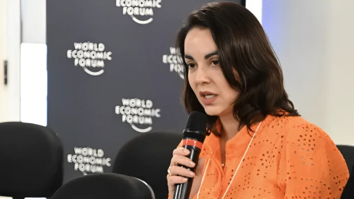 Ana Paula Bittencourt deixou o cargo de secretária nacional de Geologia, Mineração e Transformação Mineral do MME. Durante 1 ano de gestão, participou de ações como o Plano Nacional de Mineração 2050 e outras iniciativas para o setor