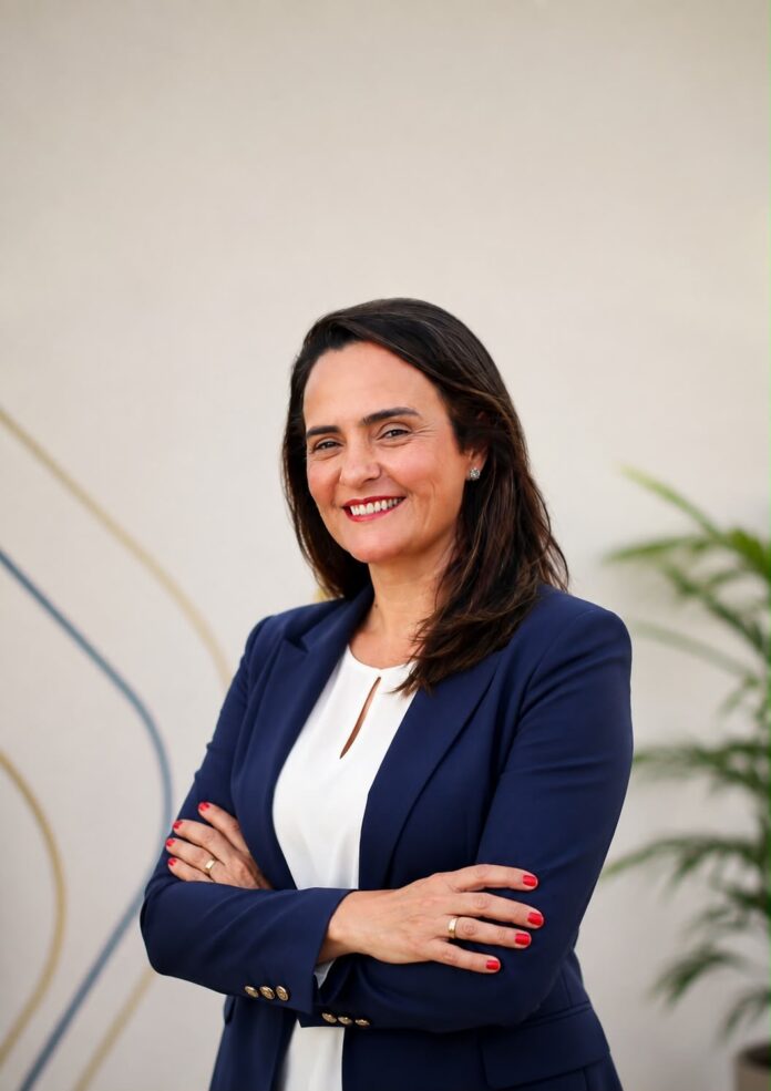 Advogada Luciana Duca Costa, mãe do prefeito Otacílio Costa Neto, é indicada primeira suplente na chapa ao Senado