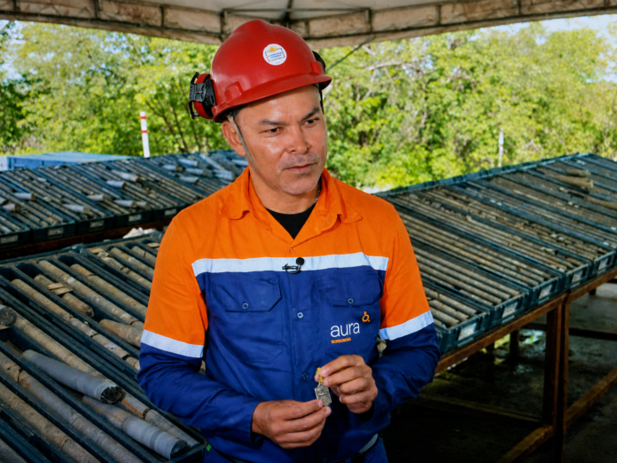 Expansão das operações da Aura cria oportunidades profissionais em cidades do interior e permite que trabalhadores retornem às regiões onde nasceram