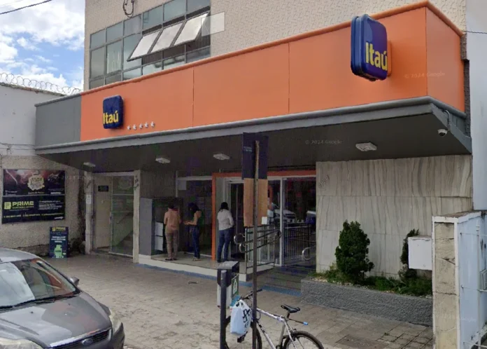 Itaú encerrará atendimento presencial em João Monlevade no dia 7 de outubro. A partir de 8 de outubro, clientes deverão procurar a agência de Itabira.