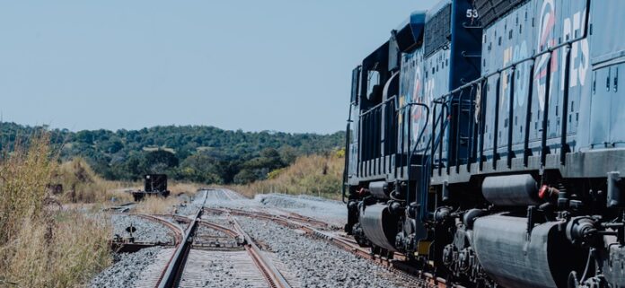 Projeto prevê concessão de 733 km de trilhos entre Minas Gerais e Rio de Janeiro e marca retomada dos leilões federais de ferrovias após cinco anos