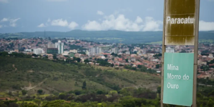 Kinross avalia ampliar a vida útil da mina Morro do Ouro, em Paracatu, que tem 4,8 milhões de onças de ouro em reservas e operação prevista até 2034