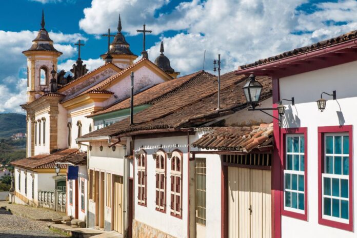 Expansão de mina em Mariana terá investimento de R$ 3,5 bilhões, capacidade de 10 milhões de toneladas por ano e previsão de mais de mil empregos.