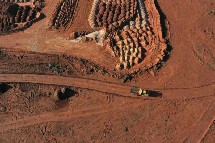 Brasil, que possui a segunda maior reserva mundial de terras raras, já soma 2.727 pedidos de exploração na ANM, com forte participação de empresas estrangeiras