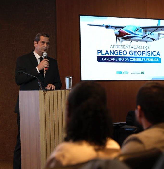 Governo federal recebe sugestões para definir prioridades dos próximos levantamentos geofísicos e ampliar dados usados na exploração mineral do Brasil.