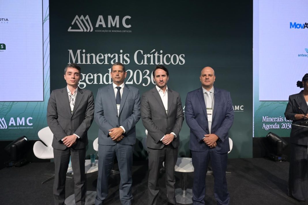 SGB e AMC assinam protocolo de cooperação para compartilhar conhecimento sobre lítio, terras raras, níquel, cobre e nióbio e fortalecer a cadeia de minerais críticos