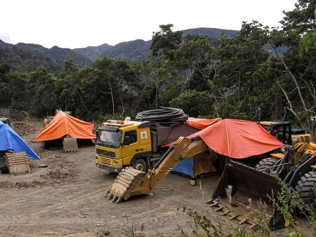 CONAMA aprova cadastro nacional para rastrear maquinários críticos de mineração e reforçar o combate ao garimpo ilegal em áreas protegidas